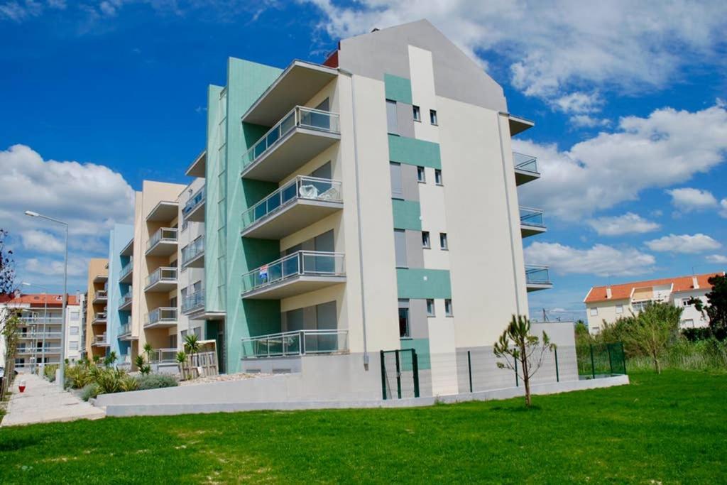 Parasol Appartment Sao Martinho do Porto Exterior photo